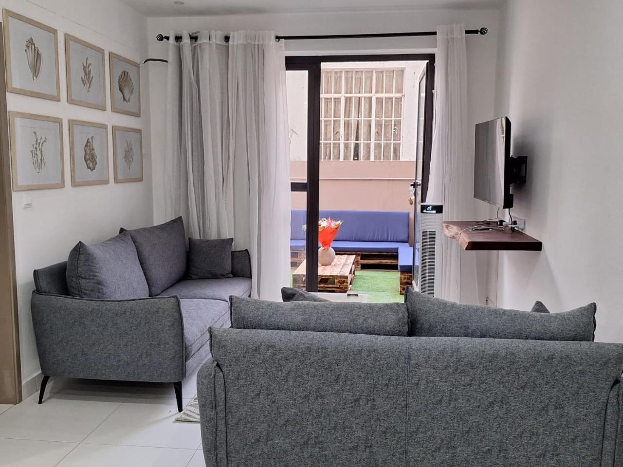Kensington Square Luxury Apartment Flic en Flac Exterior photo